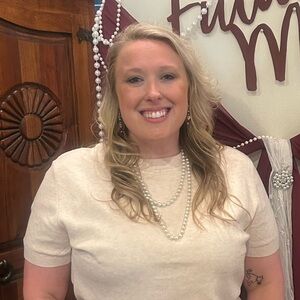 Meet your Posher, Casey